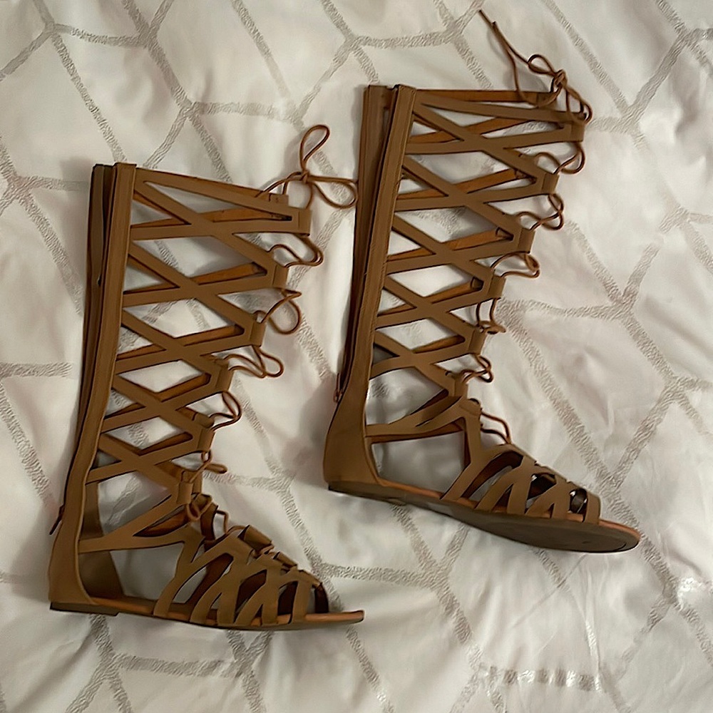 Shi by Journeys | Size 10 | Color : Rodger Tan
